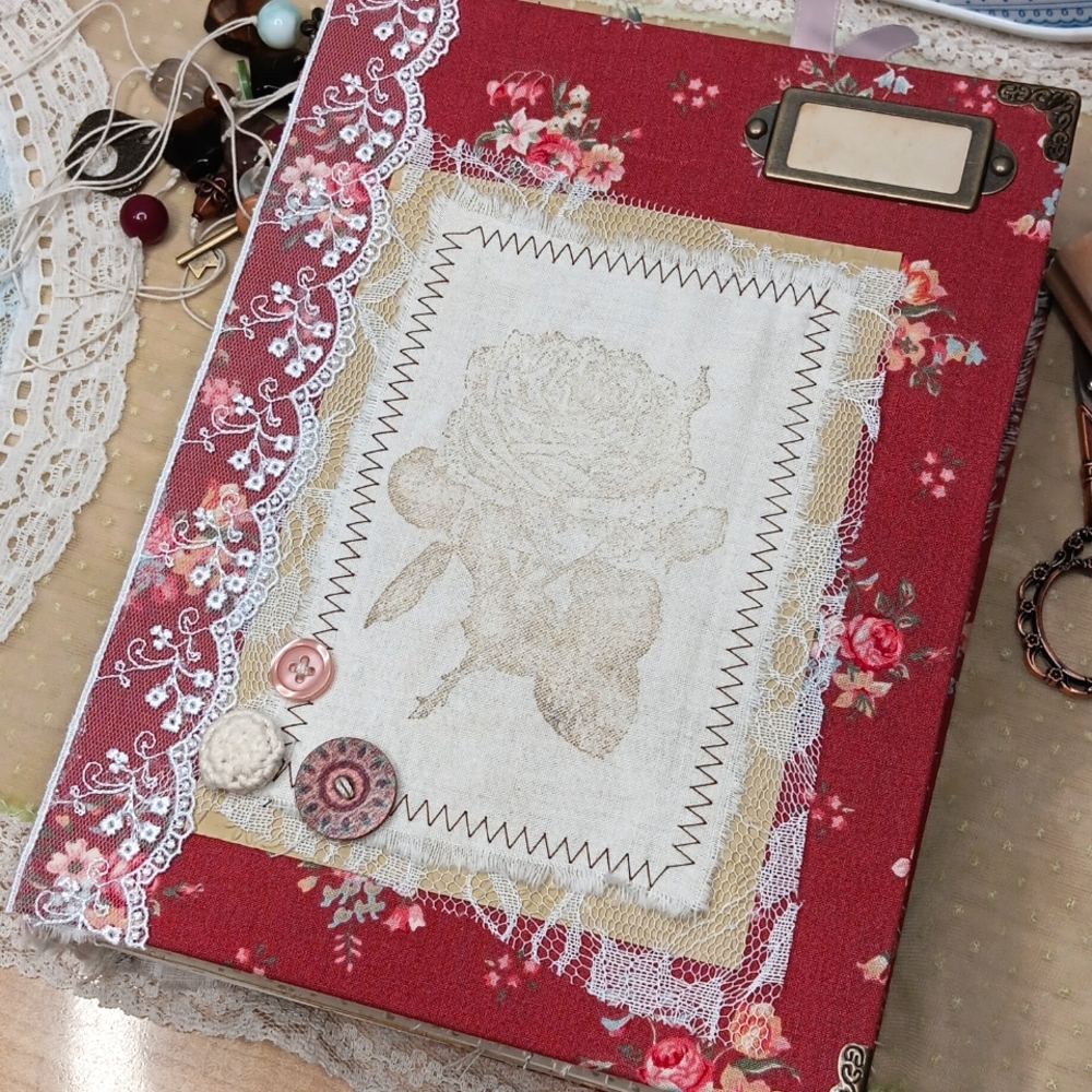 " Florecitas Del Jardìn " Junk Journal